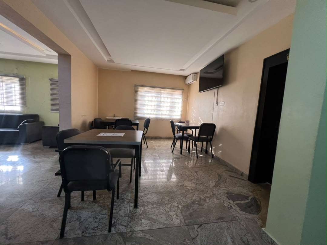 Delicious dining at Barnawa Residential Inn
